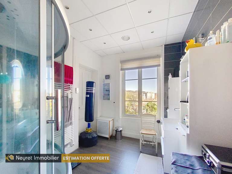 Maison Saint-Priest-en-Jarez - 6 chambres - 320m²