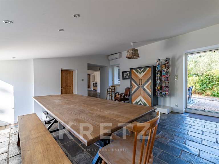 Maison Saint-Privat-des-Vieux - 5 chambres - 170m²