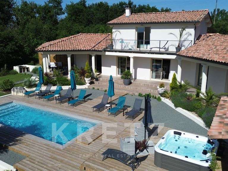Maison Saint Privat en Périgord - 5 chambres - 240m²