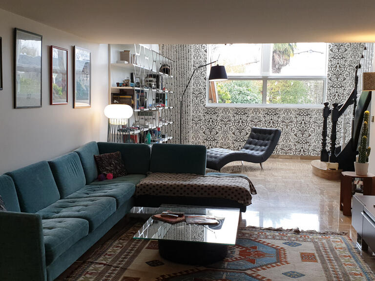House Saint-Pryvé-Saint-Mesmin - 4 bedrooms - 284m²