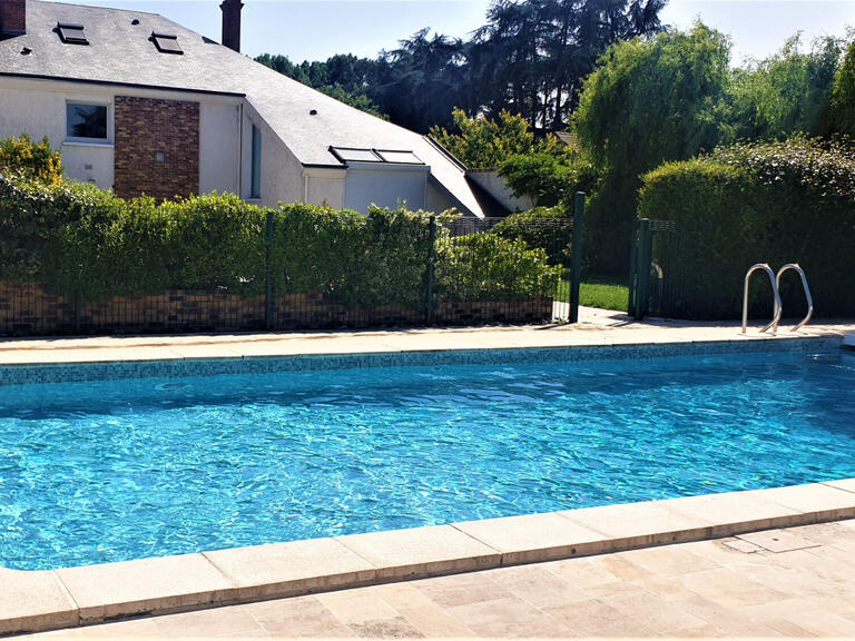 House Saint-Pryvé-Saint-Mesmin - 4 bedrooms - 284m²