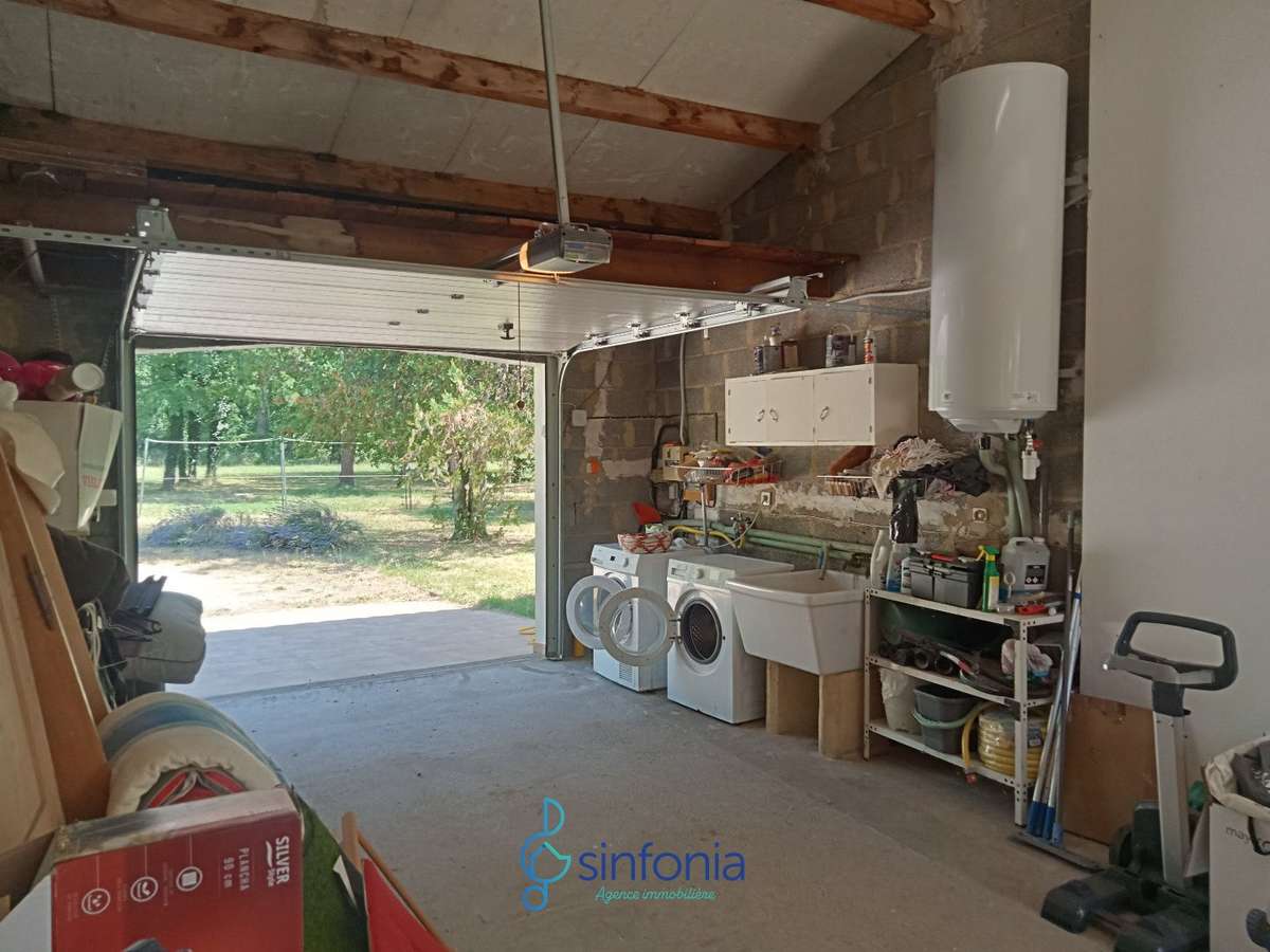 Maison Saint-Quentin-la-Poterie