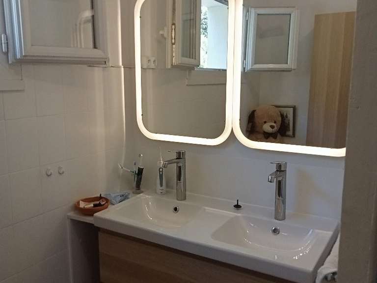 Maison Saint-Quentin-la-Poterie - 2 chambres - 109m²