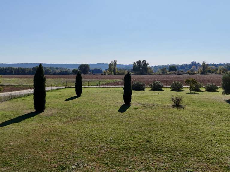 Maison Saint-Quentin-la-Poterie - 2 chambres - 109m²