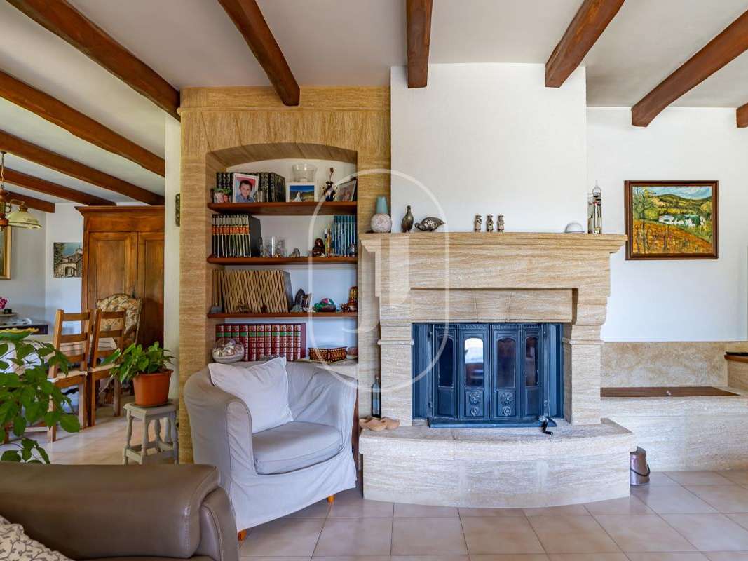 Maison Saint-Quentin-la-Poterie