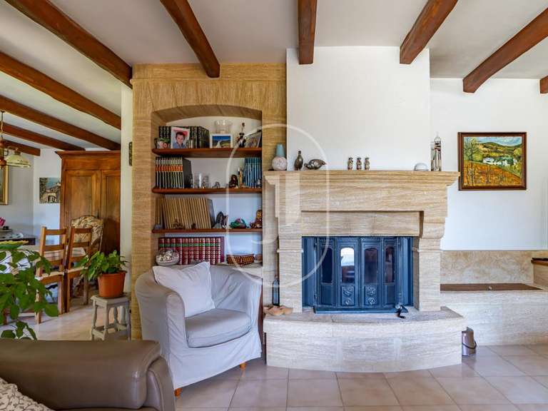 Maison Saint-Quentin-la-Poterie - 4 chambres - 138m²