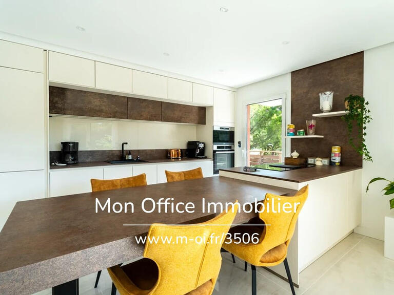 Sale Apartment Saint-Raphaël - 2 bedrooms