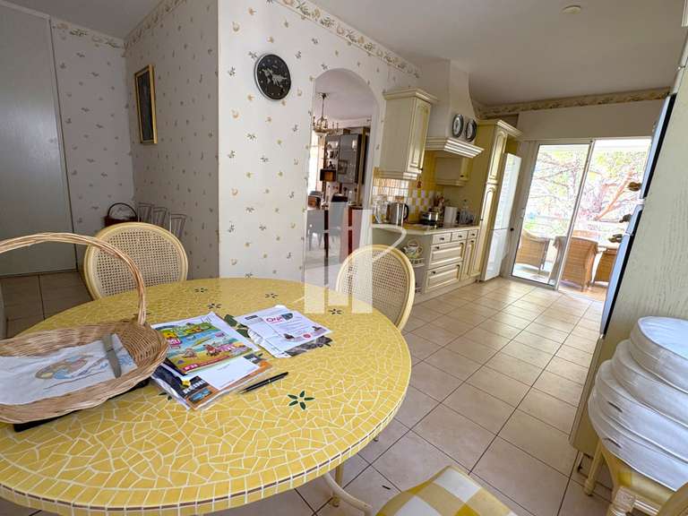Appartement Saint-Raphaël - 3 chambres - 140m²