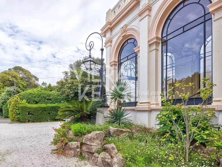 Apartment Saint-Raphaël - 3 bedrooms - 111m²