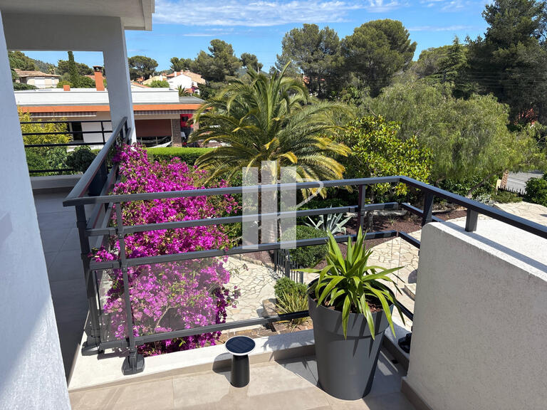 Appartement Saint-Raphaël - 2 chambres - 71m²