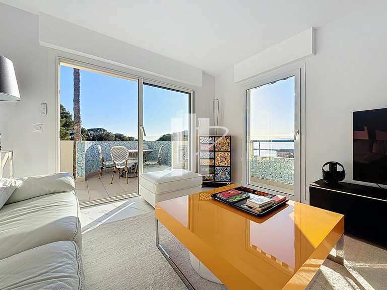 Apartment with Sea view Saint-Raphaël - 3 bedrooms - 91m²