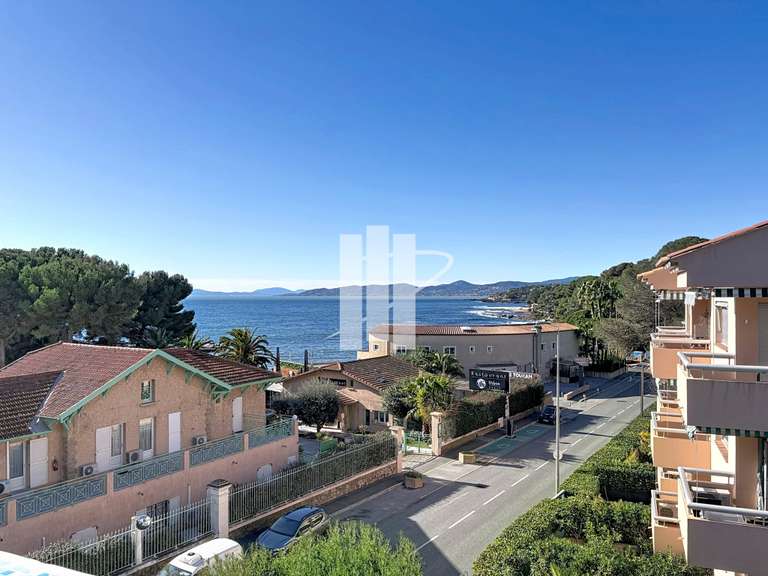 Apartment with Sea view Saint-Raphaël - 3 bedrooms - 91m²