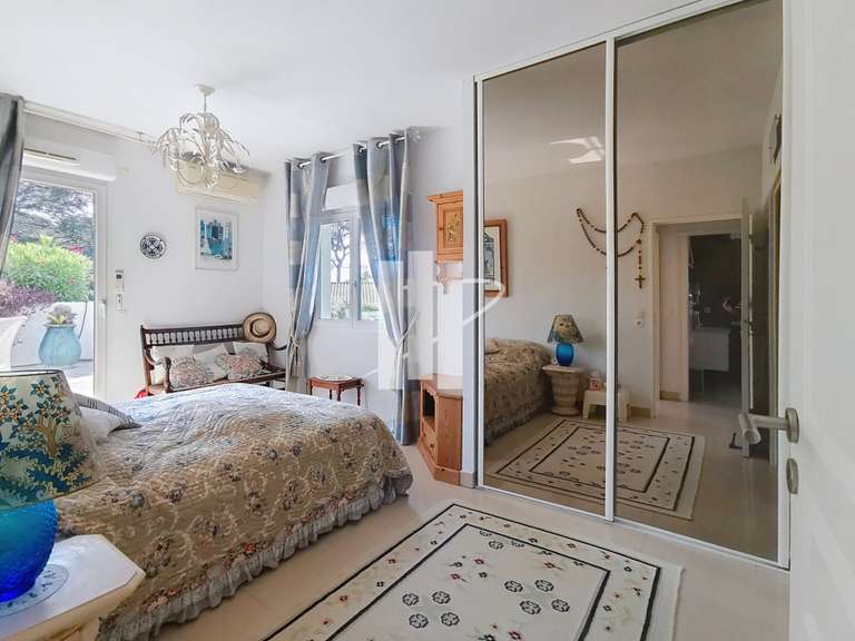 Appartement Saint-Raphaël - 2 chambres - 100m²