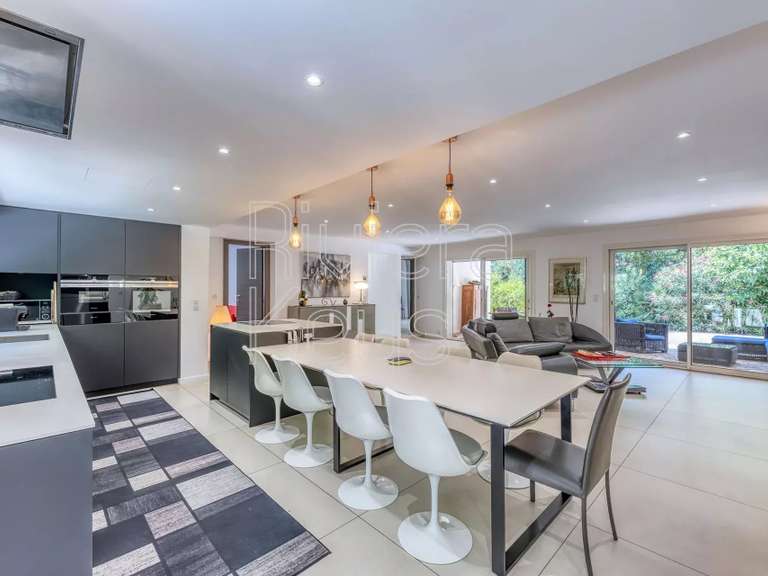 Appartement Saint-Raphaël - 4 chambres - 148m²