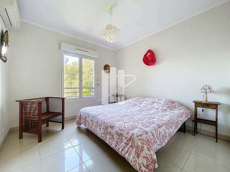 Appartement Saint-Raphaël - 2 chambres - 86m²