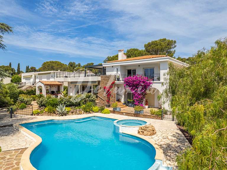 Appartement Saint-Raphaël - 2 chambres - 73m²