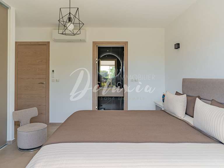 Appartement Saint-Raphaël - 2 chambres - 73m²