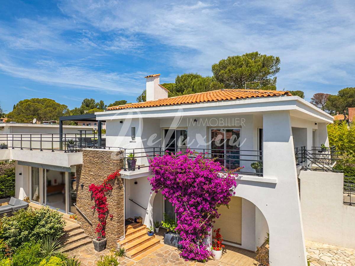 Apartment Saint-Raphaël