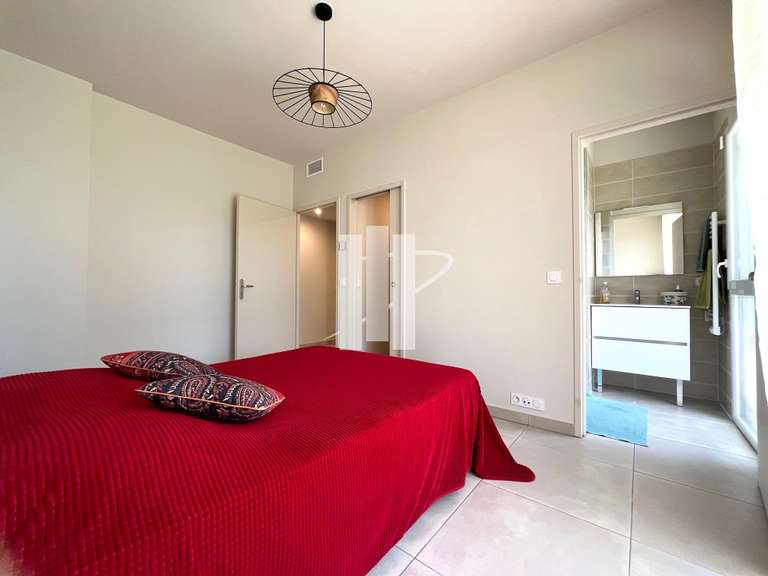 Appartement Saint-Raphaël - 2 chambres - 76m²