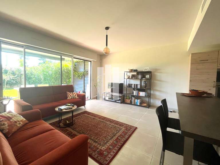 Appartement Saint-Raphaël - 2 chambres - 76m²