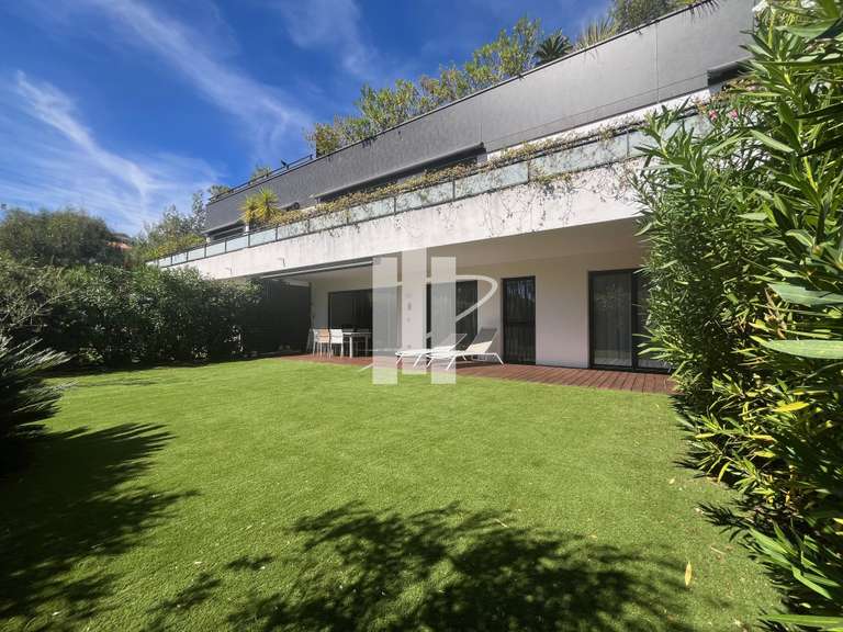 Appartement Saint-Raphaël - 2 chambres - 76m²