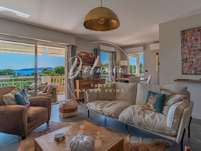 Apartment with Sea view Saint-Raphaël - 3 bedrooms - 95m²