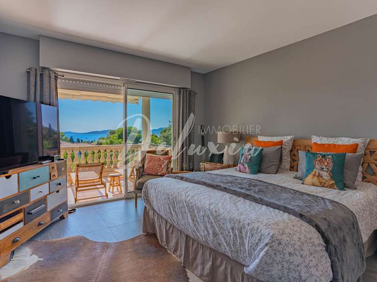 Appartement Saint-Raphaël - 3 chambres - 95m²