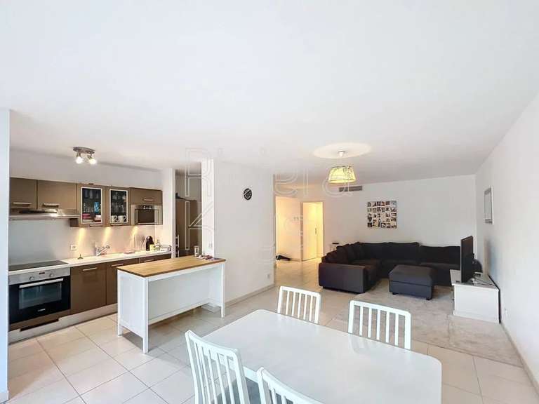 Appartement Saint-Raphaël - 2 chambres - 74m²