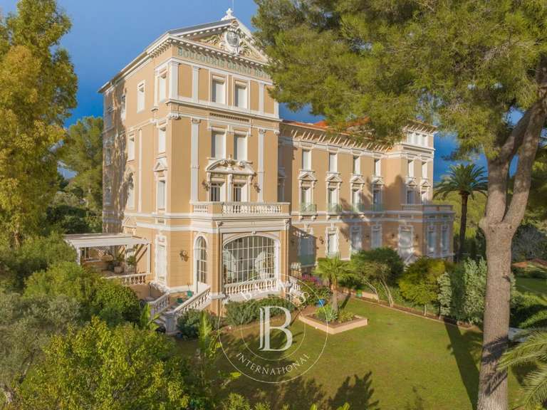 Appartement Saint-Raphaël - 4 chambres - 242m²