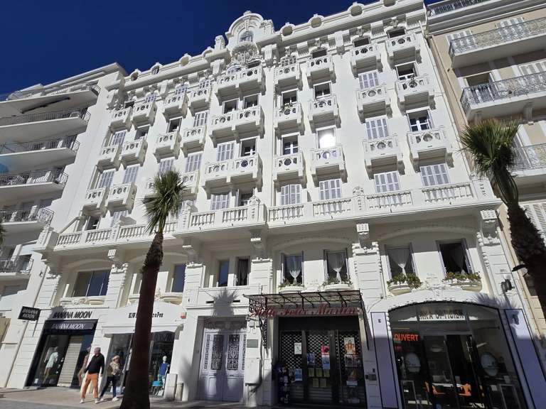 Appartement Saint-Raphaël - 2 chambres - 107m²