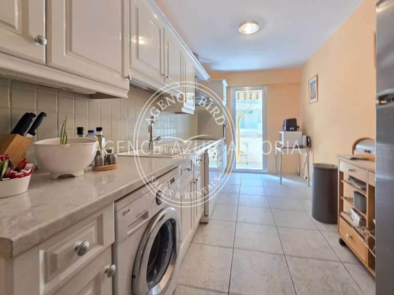 Appartement Saint-Raphaël - 2 chambres - 79m²