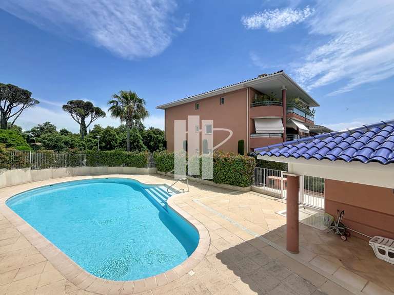 Apartment Saint-Raphaël - 2 bedrooms - 76m²