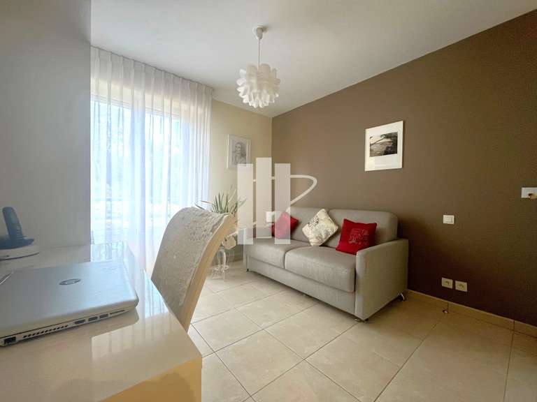 Appartement Saint-Raphaël - 2 chambres - 76m²