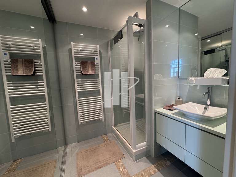 Appartement Saint-Raphaël - 1 chambre - 87m²