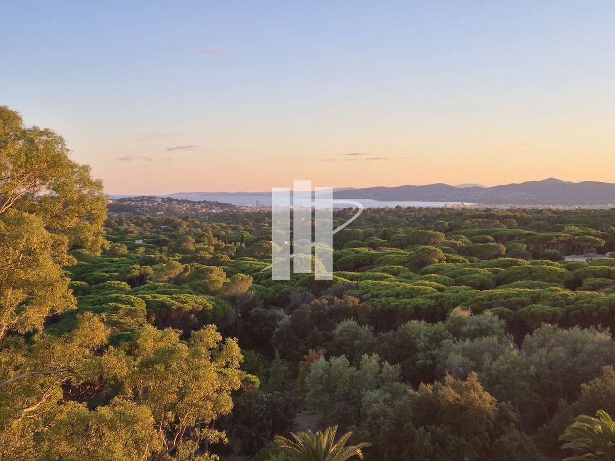 Apartment Saint-Raphaël