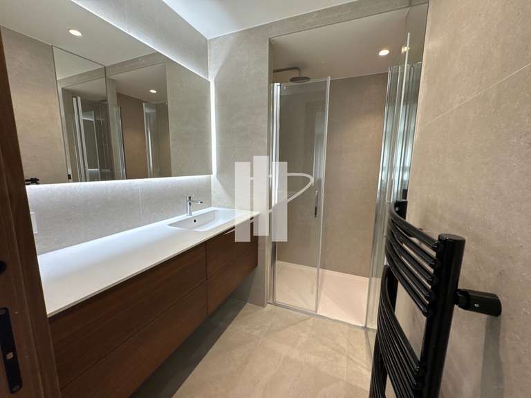 Appartement Saint-Raphaël - 2 chambres - 87m²