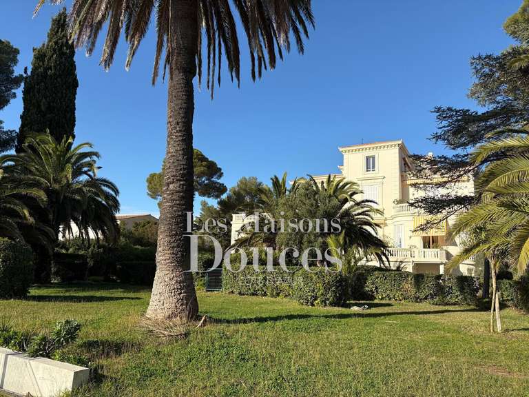 Apartment Saint-Raphaël - 2 bedrooms - 50m²