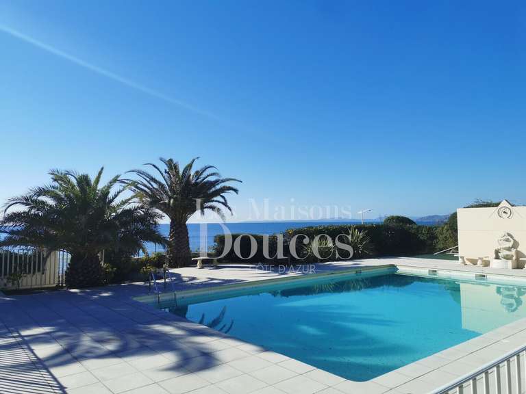 Apartment Saint-Raphaël - 2 bedrooms - 50m²