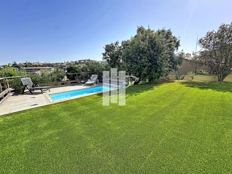 Appartement Saint-Raphaël - 3 chambres - 106m²