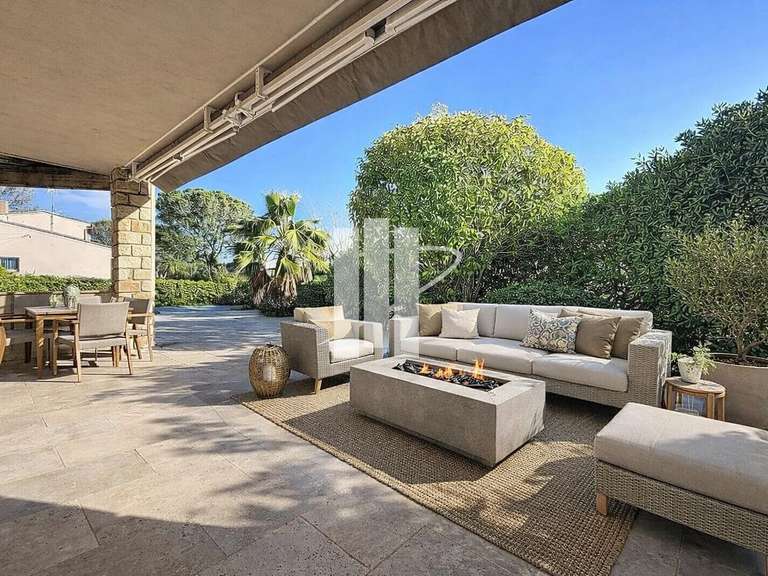 Appartement Saint-Raphaël - 2 chambres - 92m²