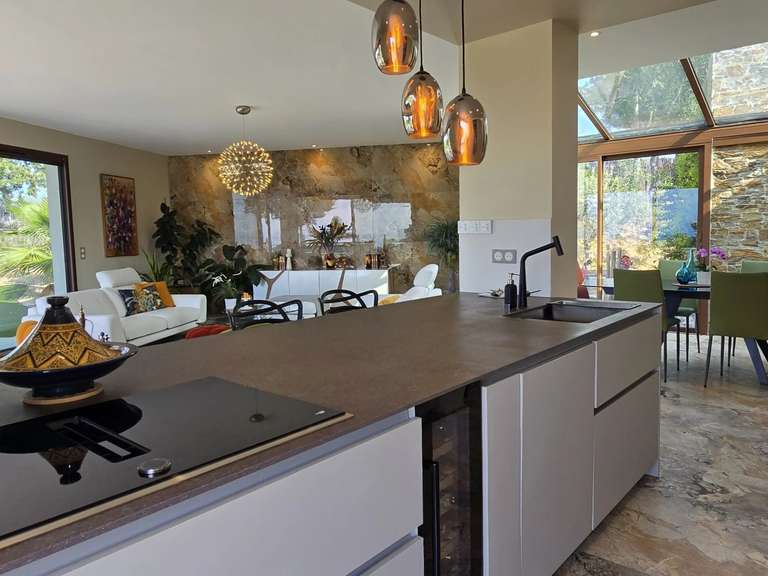 Apartment with Sea view Saint-Raphaël - 3 bedrooms - 185m²