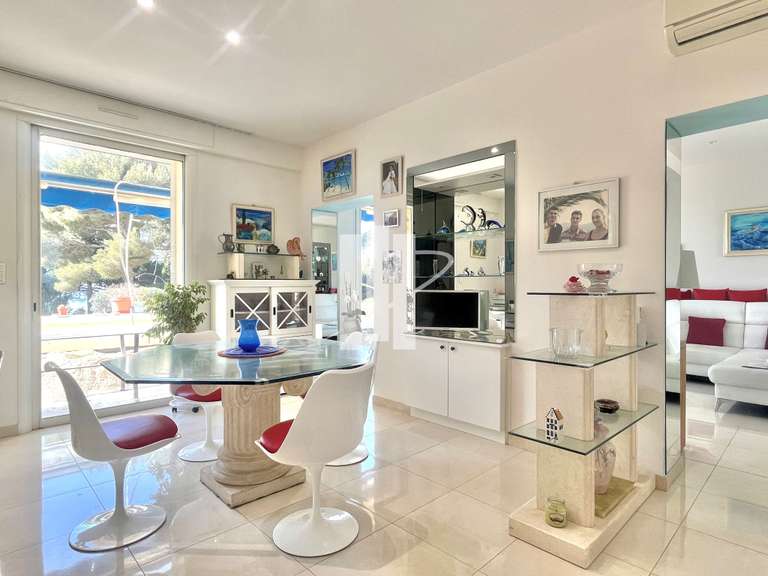 Appartement Saint-Raphaël - 2 chambres - 124m²