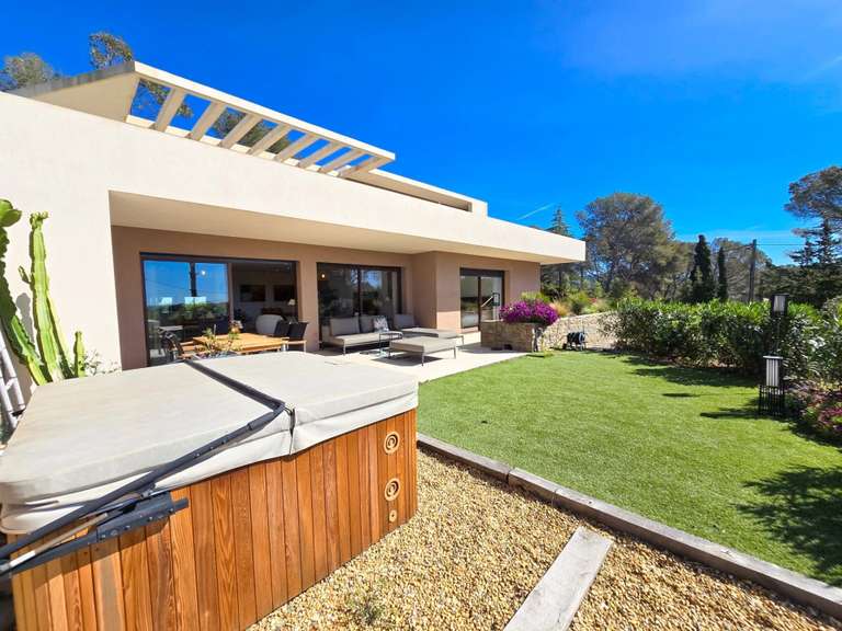 Appartement avec Vue sur mer Saint-Raphaël - 2 chambres - 102m²