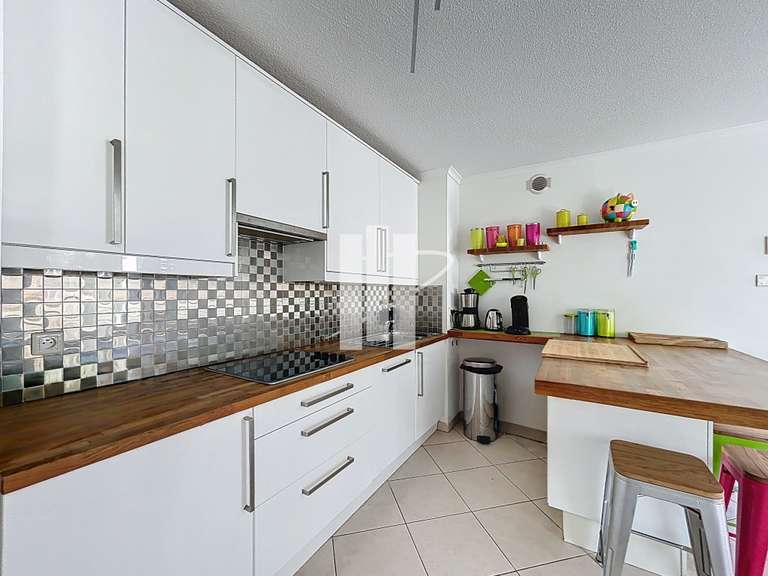 Appartement Saint-Raphaël - 2 chambres - 77m²