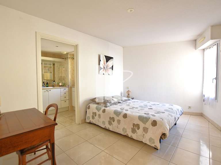 Appartement Saint-Raphaël - 2 chambres - 79m²