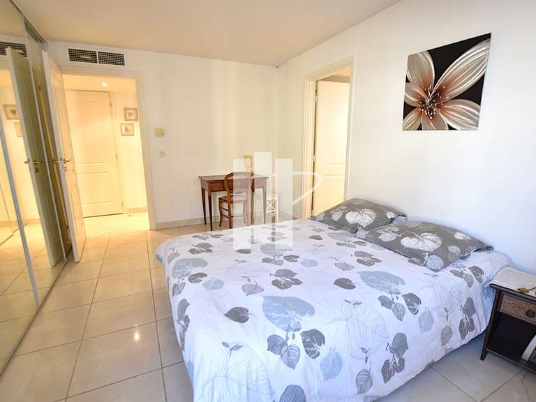 Appartement Saint-Raphaël - 2 chambres - 79m²