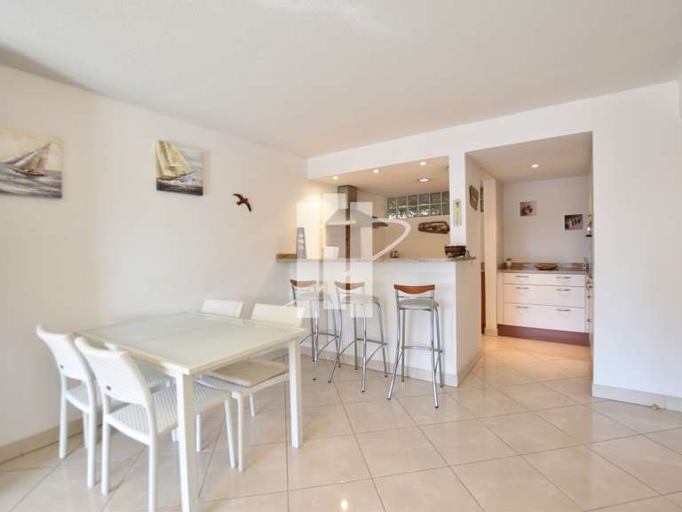 Appartement Saint-Raphaël - 2 chambres - 79m²