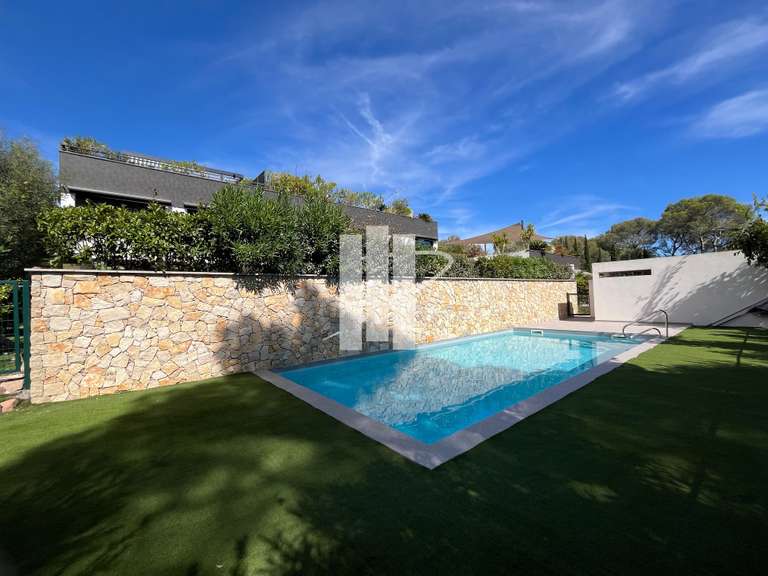 Apartment with Sea view Saint-Raphaël - 3 bedrooms - 91m²