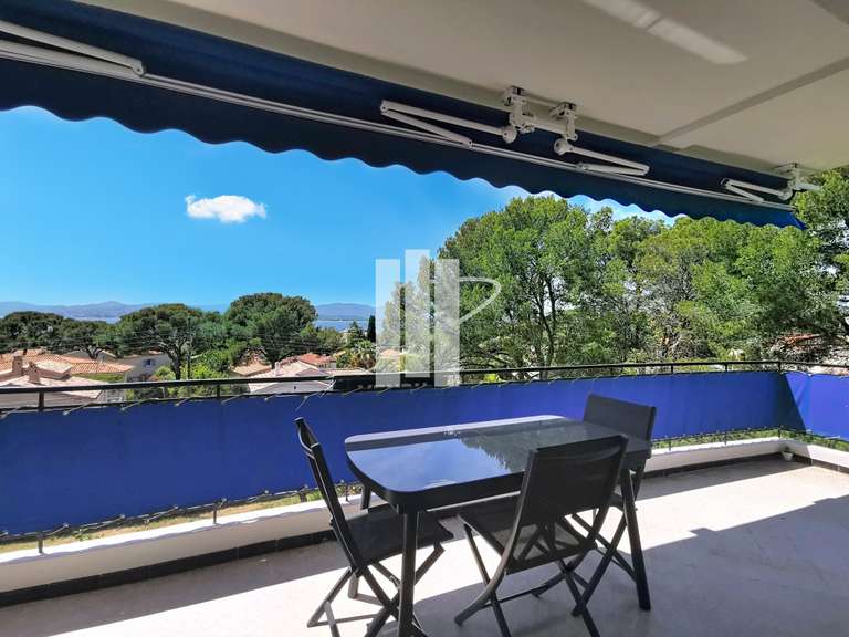 Apartment with Sea view Saint-Raphaël - 2 bedrooms - 70m²