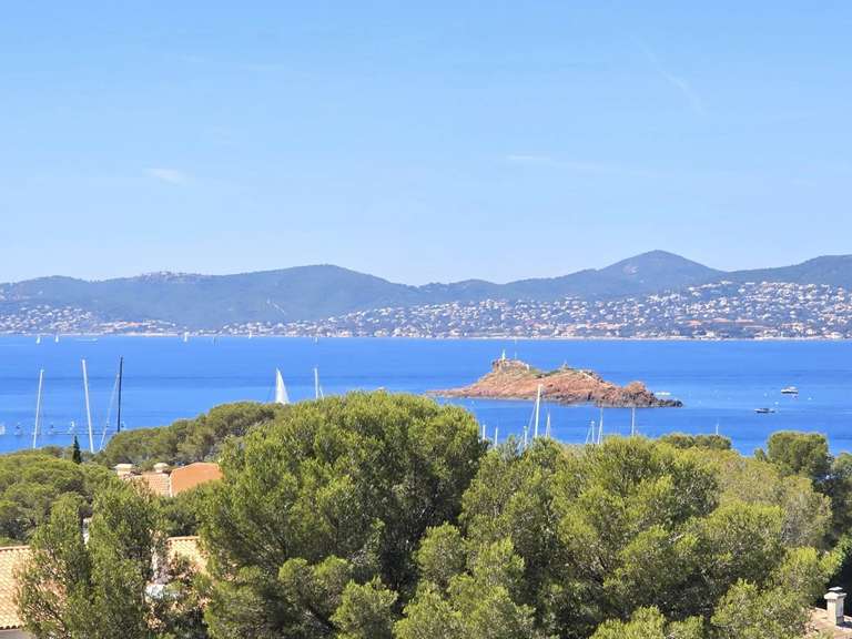 Appartement avec Vue sur mer Saint-Raphaël - 3 chambres - 101m²